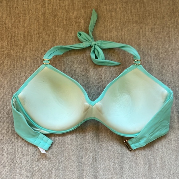 Victorias Secret halter bikini top only - Picture 2 of 4